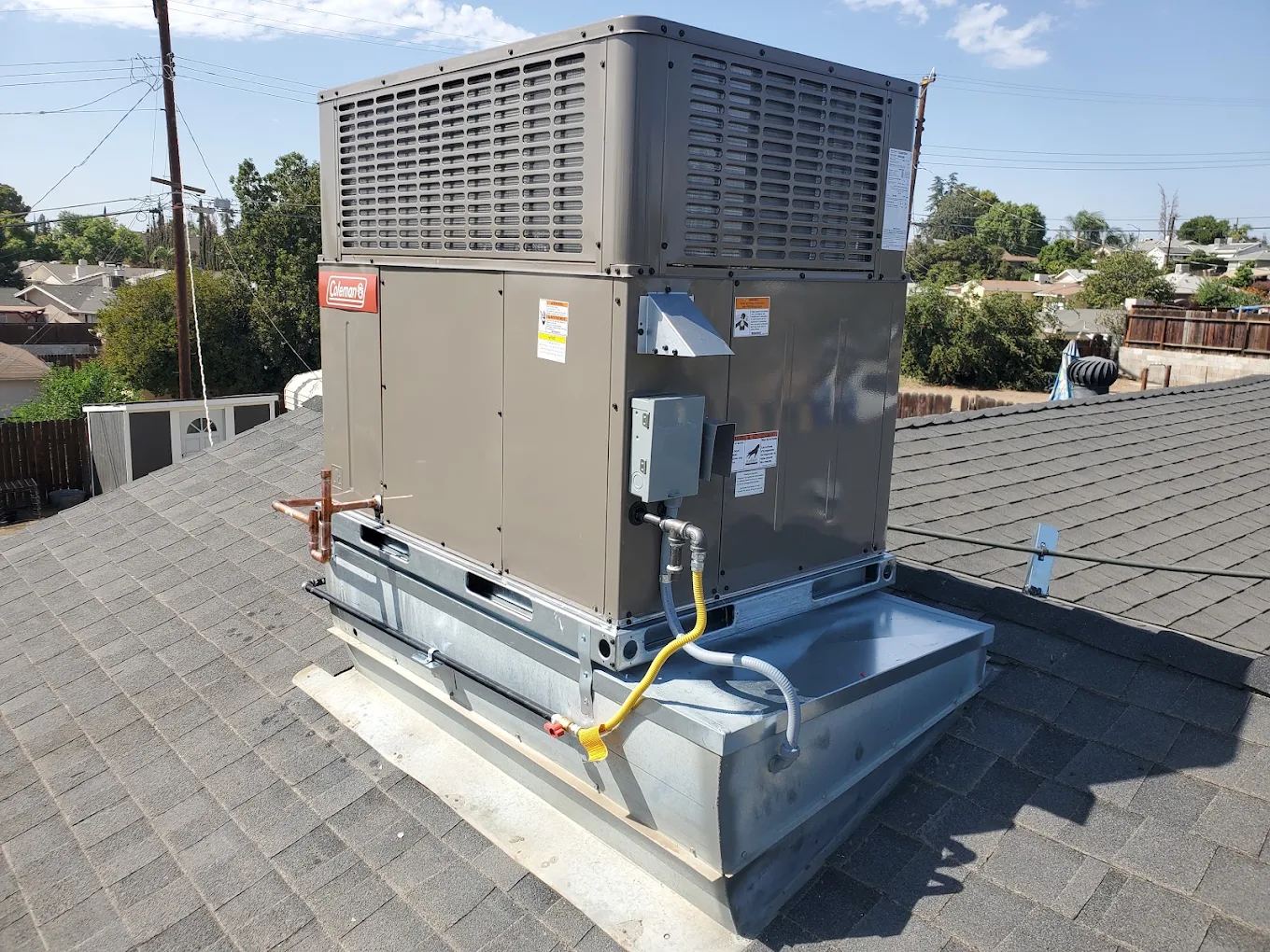 Coleman rooftop package unit installed on a new curb